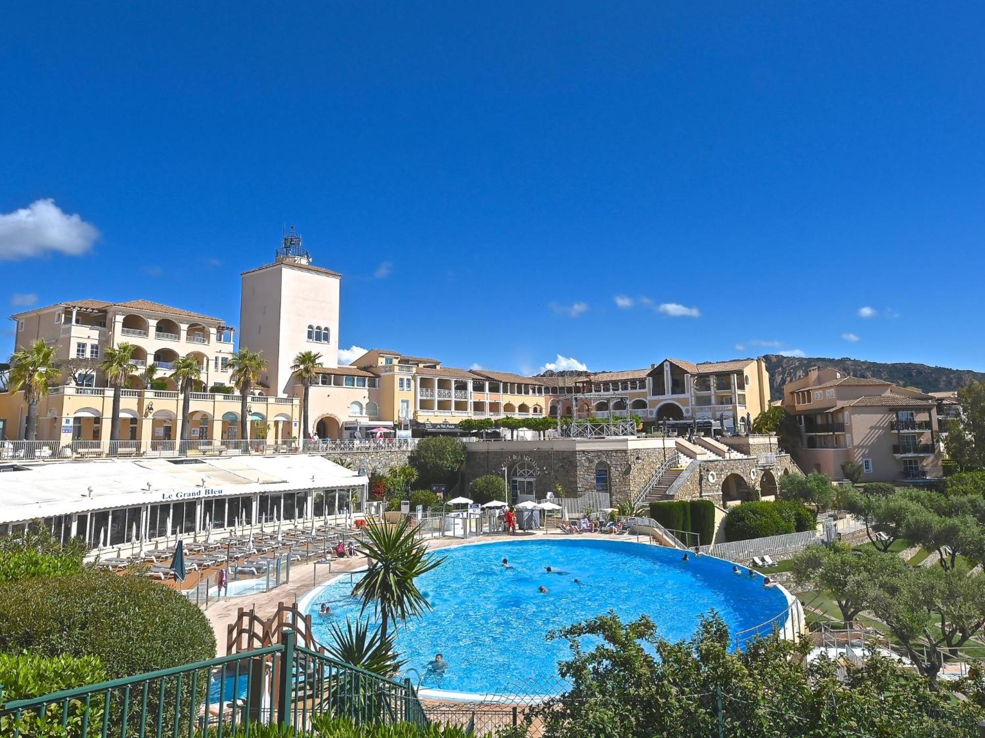 Apartment Village Cap Esterel - Les Bastides-6 By Interhome Saint-Raphaël 外观 照片