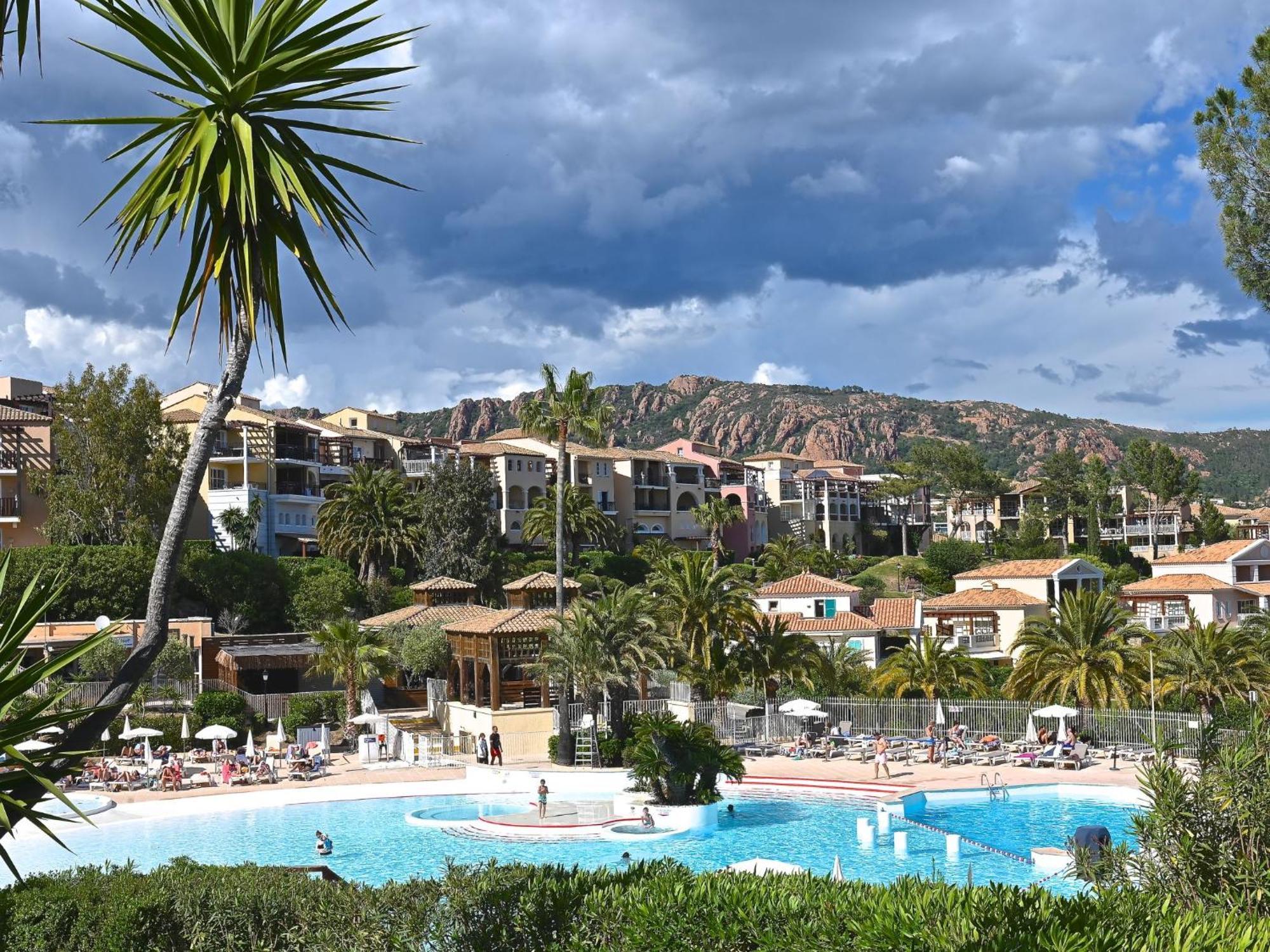 Apartment Village Cap Esterel - Les Bastides-6 By Interhome Saint-Raphaël 外观 照片